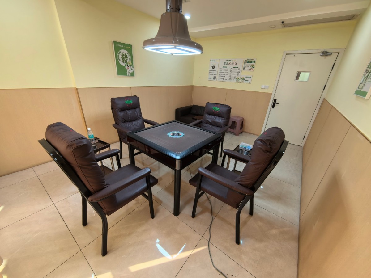 雀碰雀大华天都店 (70).jpg